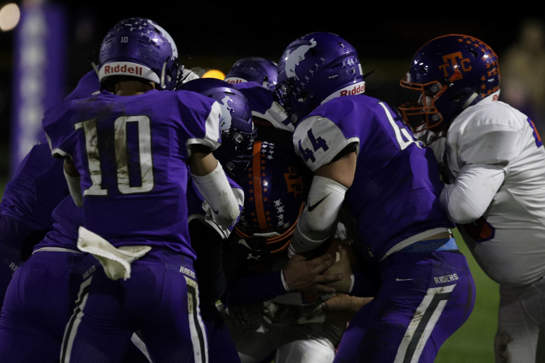 GALLERY-Arcola-v-tricounty-12-101219.JPG